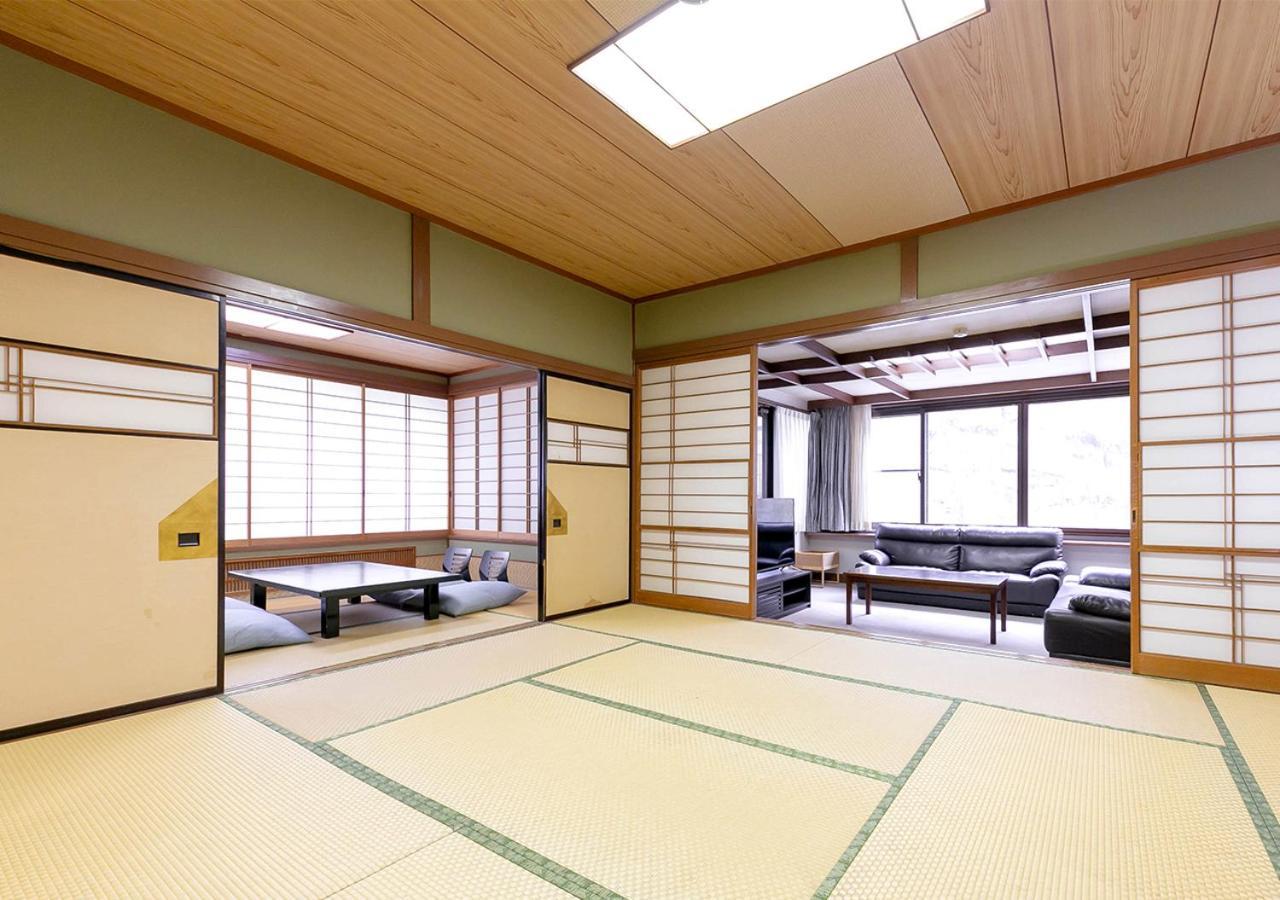 Hotel Ichiryukaku Honkan 3*