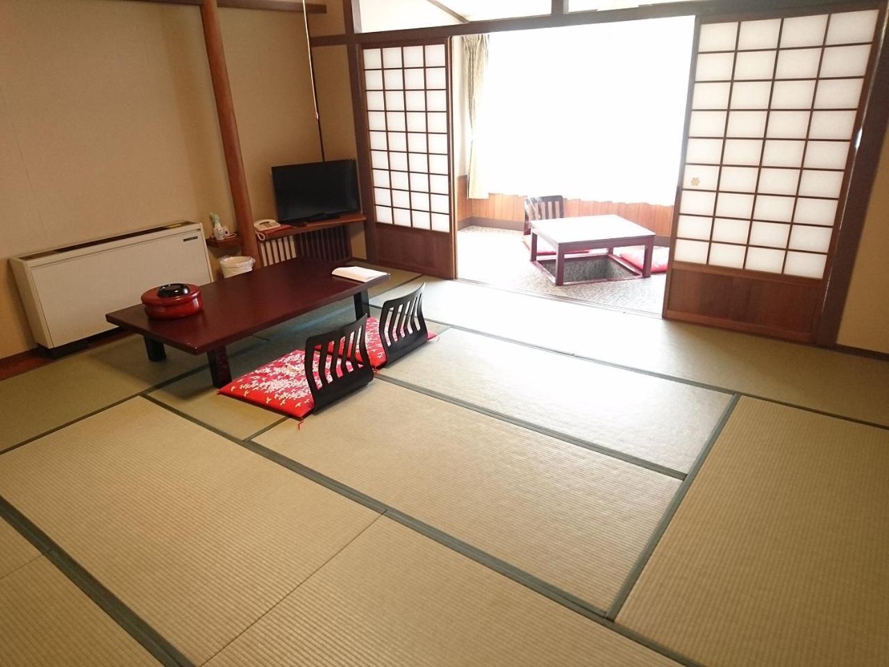 Ichiryukaku Honkan 3*